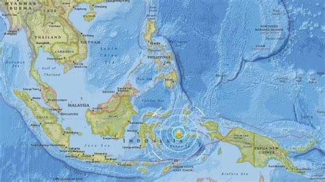 Endonezya’da 6,7 ve 7,1 büyüklüğünde deprem